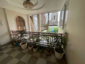 Gym in 3 BHK Builder Floor at Sector 109 – for Rent