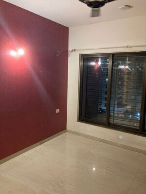 Room in 2.5 BHK Apartment at Kalpataru Estate Mumbai, Jogeshwari East – for Sale
