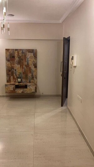 Room in 2.5 BHK Apartment at Kalpataru Estate Mumbai, Jogeshwari East – for Sale