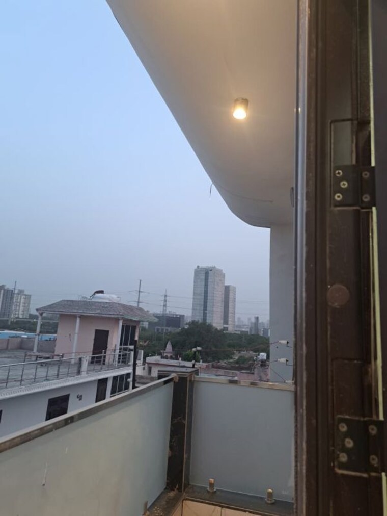 Balcony, migsun-twiinz 3 Bedroom 100 Sq.Mt. Apartment In Eta Ii Greater Noida Greater Noida 10558590