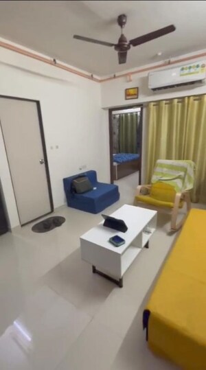 1 BHK Apartment For Rent in Chandak Nishchay, Borivali East
