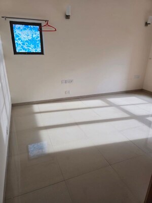 Room in 3.5 BHK Apartment at Panchshil Forest Castle, Koregaon Park – for Rent
