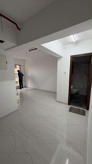 Room in 1 BHK Apartment at Sani Towers, Jogeshwari West – for Rent