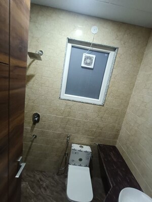 Bathroom in 2 BHK Builder Floor at Ardee City, Sector 52 – for Rent