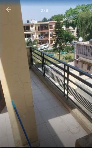 Balcony in 3 BHK Builder Floor at Sector 46 – for Rent