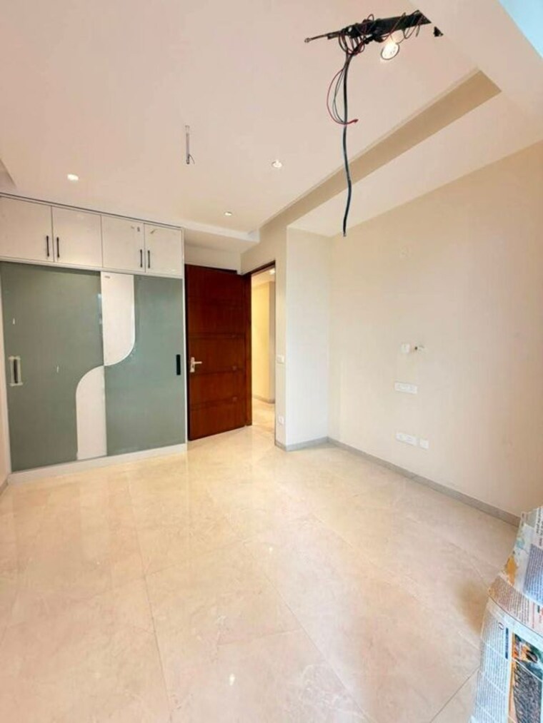 Room, dlf-atria 3 Bedroom 328 Sq.Yd. Builder Floor In Dlf Phase ii Gurgaon 10558683
