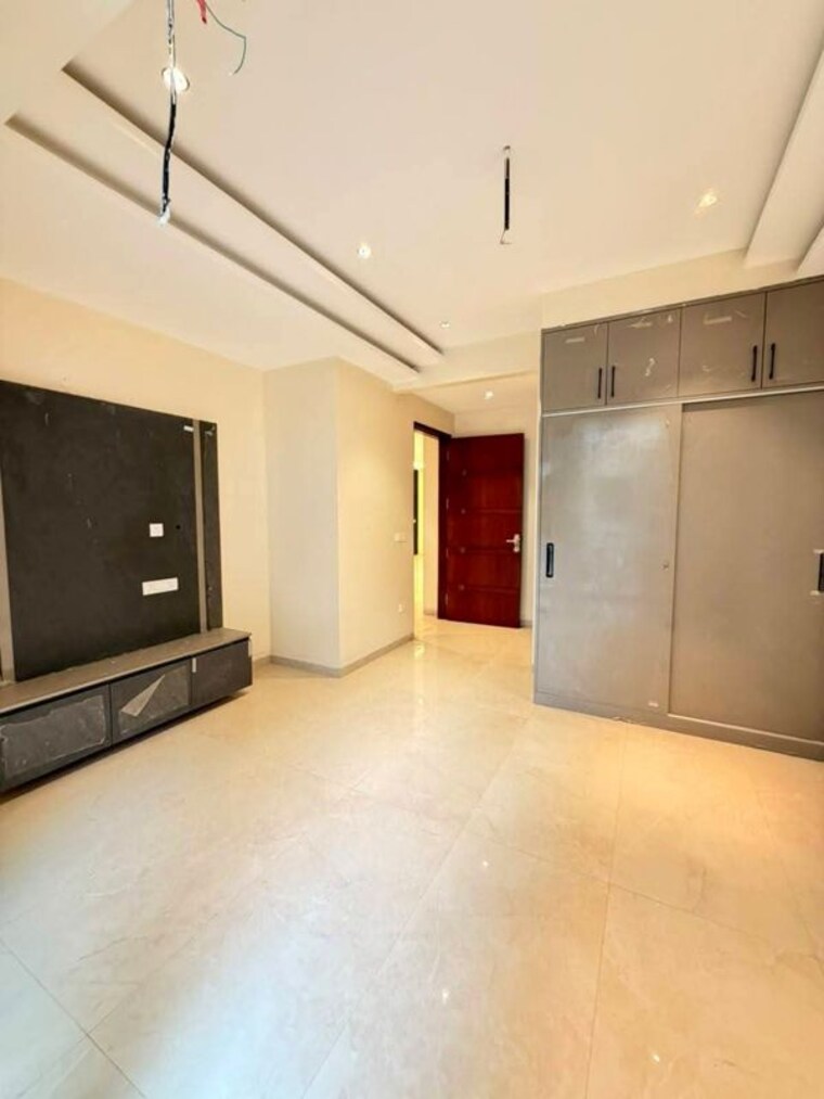 Room, dlf-atria 3 Bedroom 328 Sq.Yd. Builder Floor In Dlf Phase ii Gurgaon 10558683