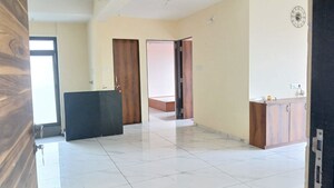 Room in 2 BHK Apartment at Dahin Nagar – for Rent