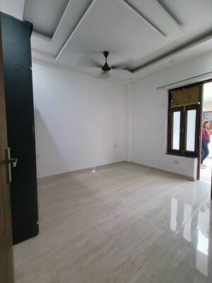 Room in 3 BHK Builder Floor at New Palam Vihar Phase 3 – for Sale