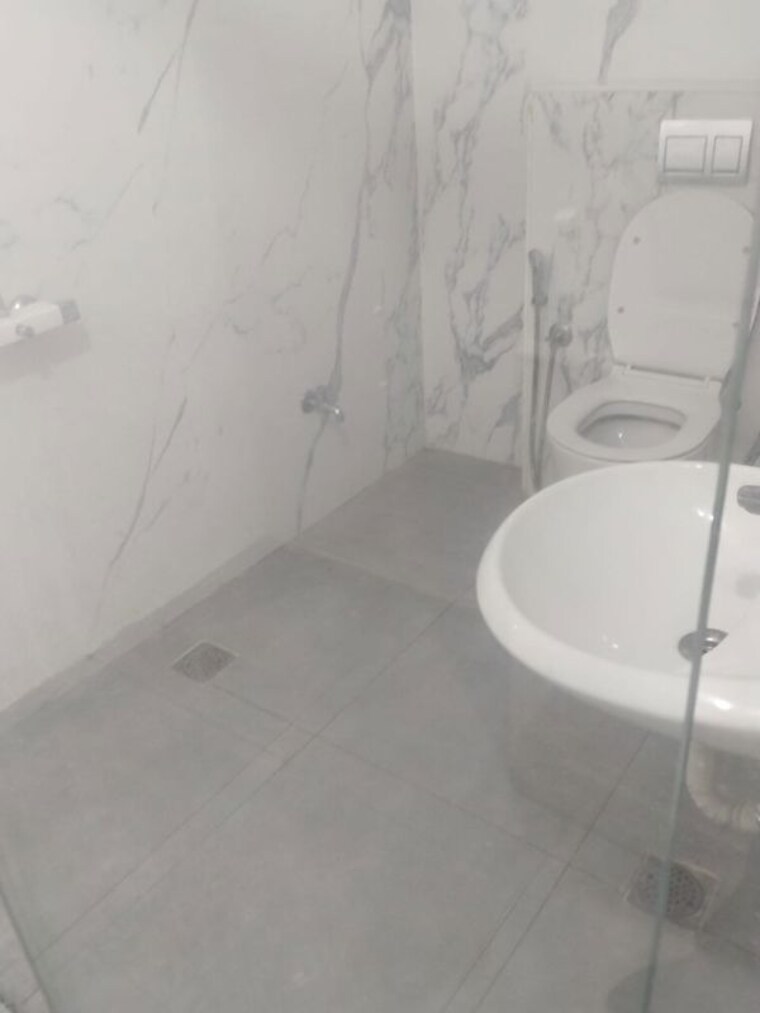 Bathroom, jubilee-residency 3 Bedroom 2500 Sq.Ft. Apartment In Jubilee Hills Hyderabad 10558688