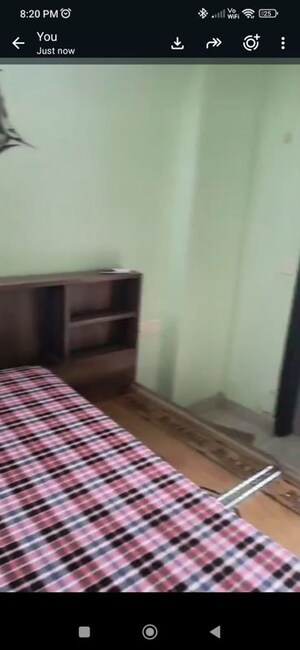 Bedroom in 2 BHK Builder Floor at Sector 43 – for Rent