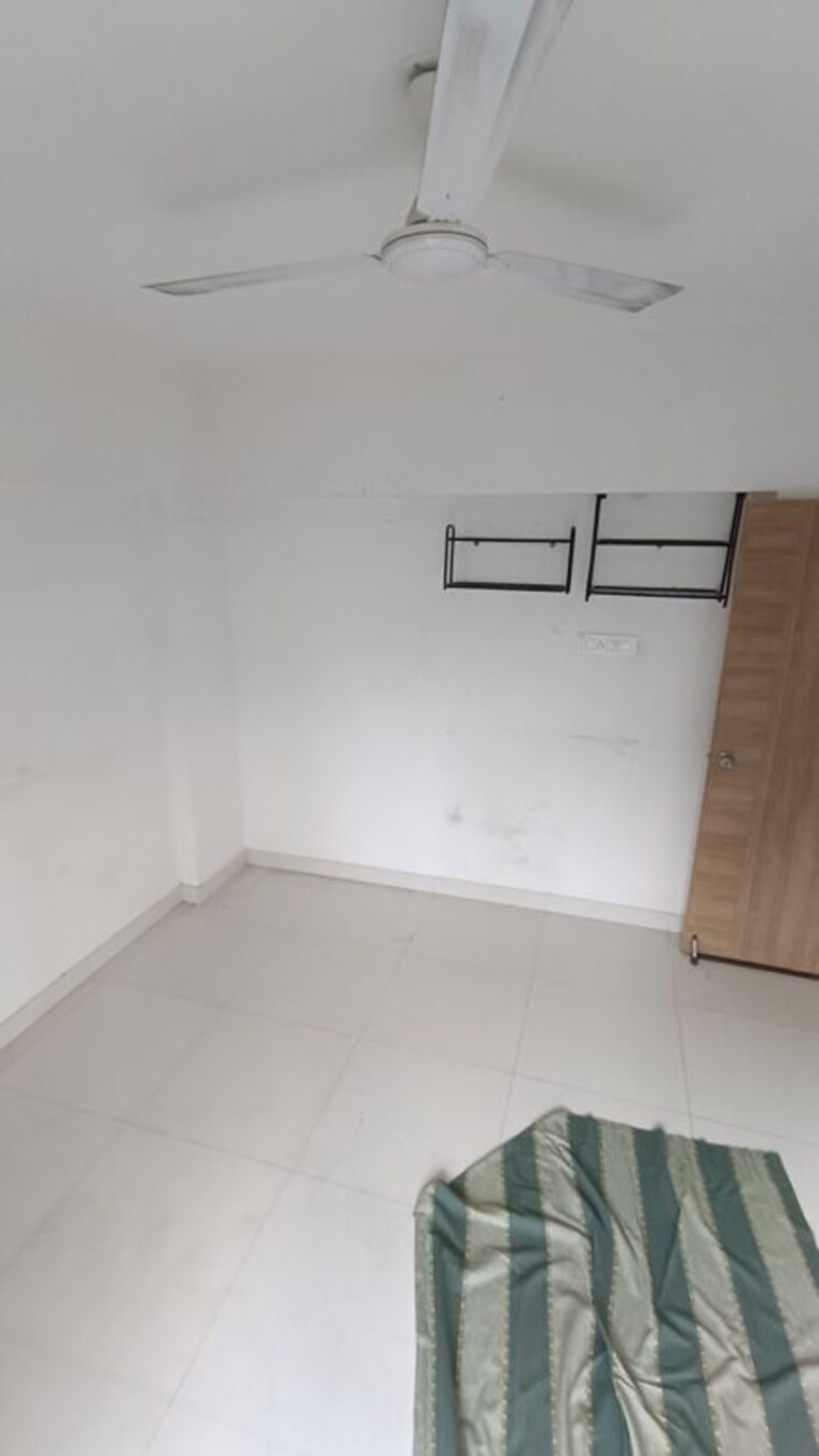 Room, kumar-palaash-a 1 Bedroom 500 Sq.Ft. Apartment In Wadgaon Sheri Pune 10558701