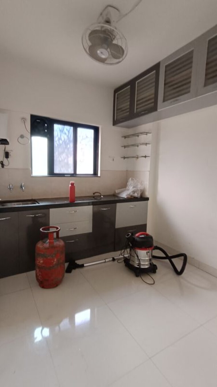 Team Area, kumar-palaash-a 1 Bedroom 500 Sq.Ft. Apartment In Wadgaon Sheri Pune 10558701