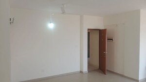 Room in 3 BHK Apartment at DLF Maiden Heights, Jigani – for Rent