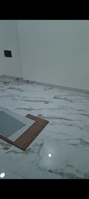 Room in 1 BHK Apartment at Nehru Nagar – for Rent