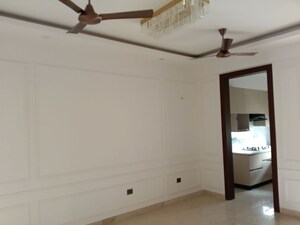 Bathroom in 3 BHK Builder Floor at NKV Golden Avenue, Sohna Sector 35 – for Rent