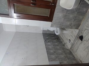Kitchen in 2 BHK Builder Floor at Sector 48 – for Rent