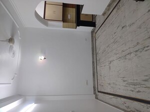 Room in 2 BHK Builder Floor at Sector 48 – for Rent