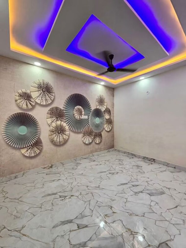  Parking, uttam nagar 4 Bedroom 458 Sq.Ft. Independent House In Uttam Nagar Delhi 10558749