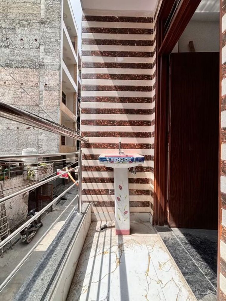 Exterior View, uttam nagar 4 Bedroom 458 Sq.Ft. Independent House In Uttam Nagar Delhi 10558749