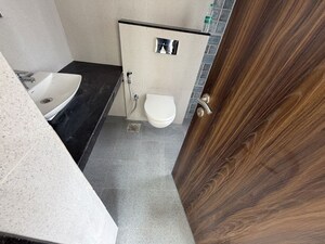 Washroom in 3 BHK Apartment at Sheth Avalon, Laxmi Nagar – for Rent