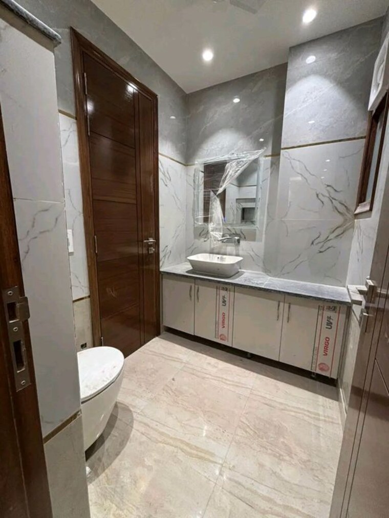 Kitchen, chattarpur 3 Bedroom 1400 Sq.Ft. Builder Floor In Chattarpur Delhi 10558772