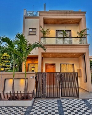 5 BHK Villa For Sale in Gandhi Path