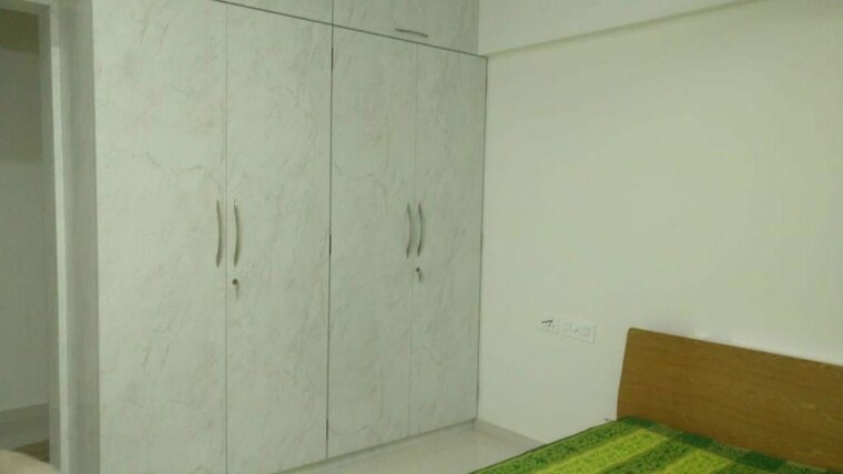 Room, rustomjee-urbania-azziano 3 Bedroom 1145 Sq.Ft. Apartment In Thane West Thane 10558789