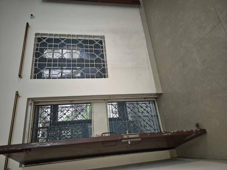 undefined, mayur vihar 2.5 Bedroom 950 Sq.Ft. Apartment In Mayur Vihar Delhi 10558796