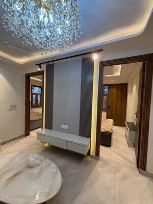 Building Lobby in 3 BHK Builder Floor at Uttam Nagar – for Sale