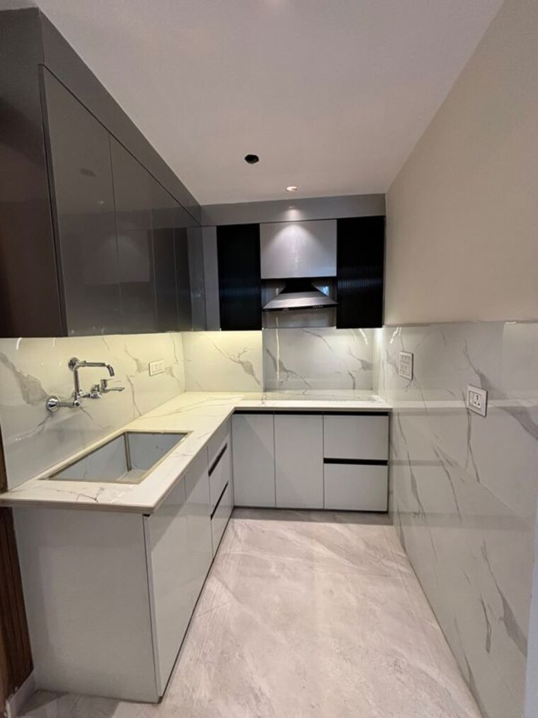 Kitchen, uttam nagar 3 Bedroom 800 Sq.Ft. Builder Floor In Uttam Nagar Delhi 10558799