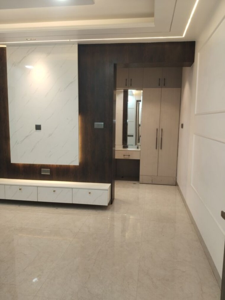 Room, sarita vihar 3 Bedroom 1950 Sq.Ft. Apartment In Sarita Vihar Delhi 10558795
