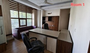  Office Space For Rent in Karol Bagh