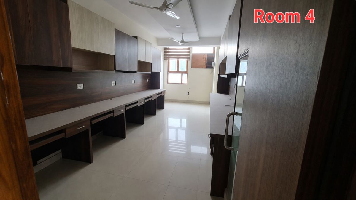 Exterior View, karol bagh Commercial Office Space 2314 Sq.Ft. In Karol Bagh Delhi 10558792