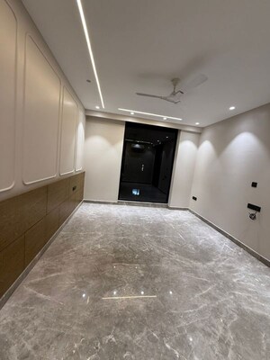 Kitchen in 3 BHK Builder Floor at Unitech South City II, Sector 50 – for Rent
