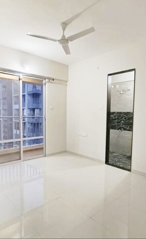 Room in 2 BHK Apartment at Nexus Kinaara, Chikhali – for Rent