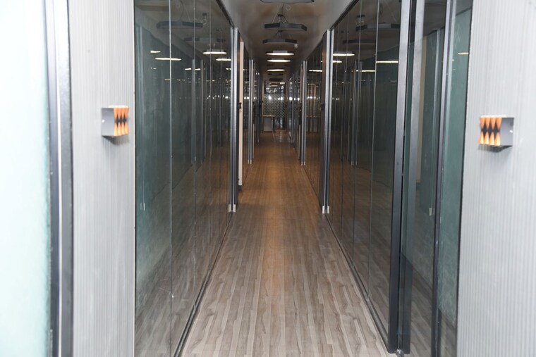 undefined, sector 63 Commercial Office Space 1800 Sq.Ft. In Sector 63 Noida 10558856
