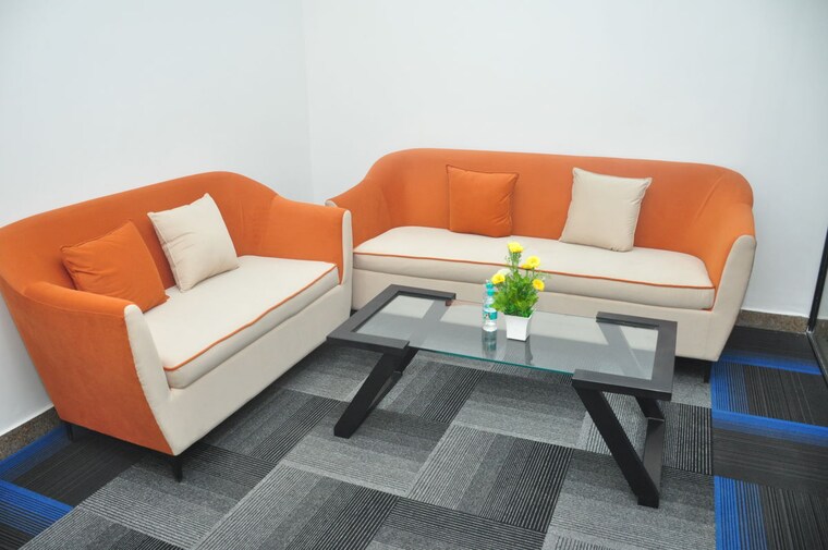 Team Area, sector 63 Commercial Office Space 1800 Sq.Ft. In Sector 63 Noida 10558856