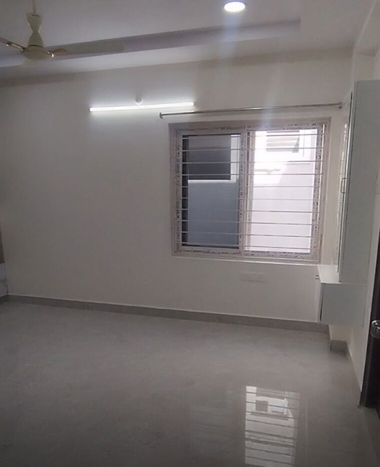 Master Bedroom, mummaneni-residency 3 Bedroom 1700 Sq.Ft. Apartment In Nidamanuru Vijayawada 10558867