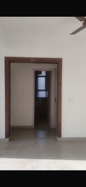 Room in 4 BHK Apartment at SARE Petioles, Sector 92 – for Rent