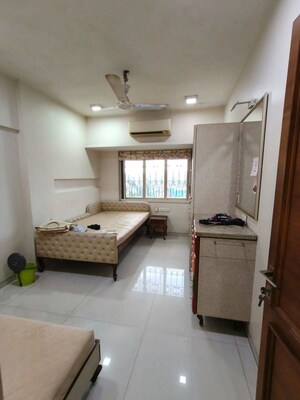 Living Room in  Pg at Andheri East – for Rent