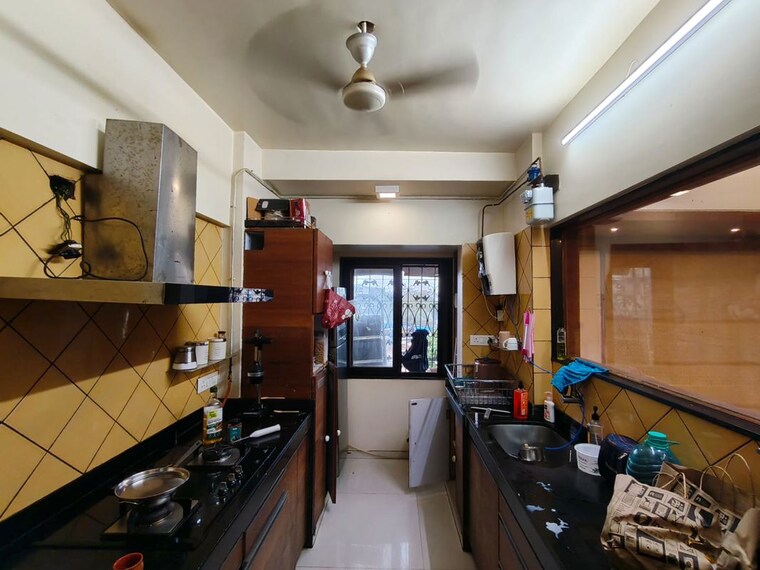 Gym, andheri east Pg For Girls In Andheri East 10558886