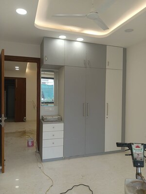 Room in 3 BHK Independent House at Sector 23 – for Rent
