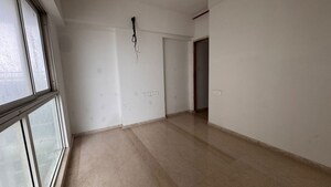 Room in 2 BHK Apartment at Marathon Monte South, Byculla West – for Rent