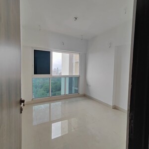 Room in 2 BHK Apartment at Marathon Monte South, Byculla West – for Rent