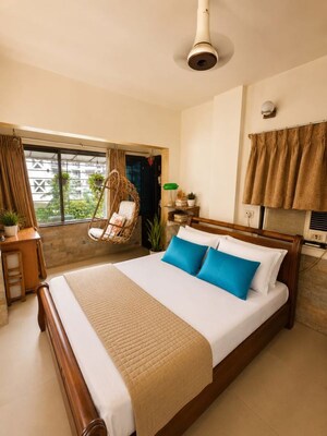 Bedroom in 1 BHK Apartment at Bombay Taximens CHS, Lbs Marg – for Rent