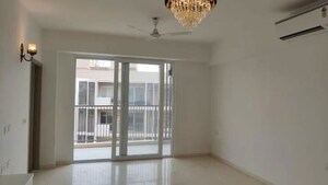 Room in 3 BHK Builder Floor at DLF Gardencity Enclave, Sector 93 – for Rent