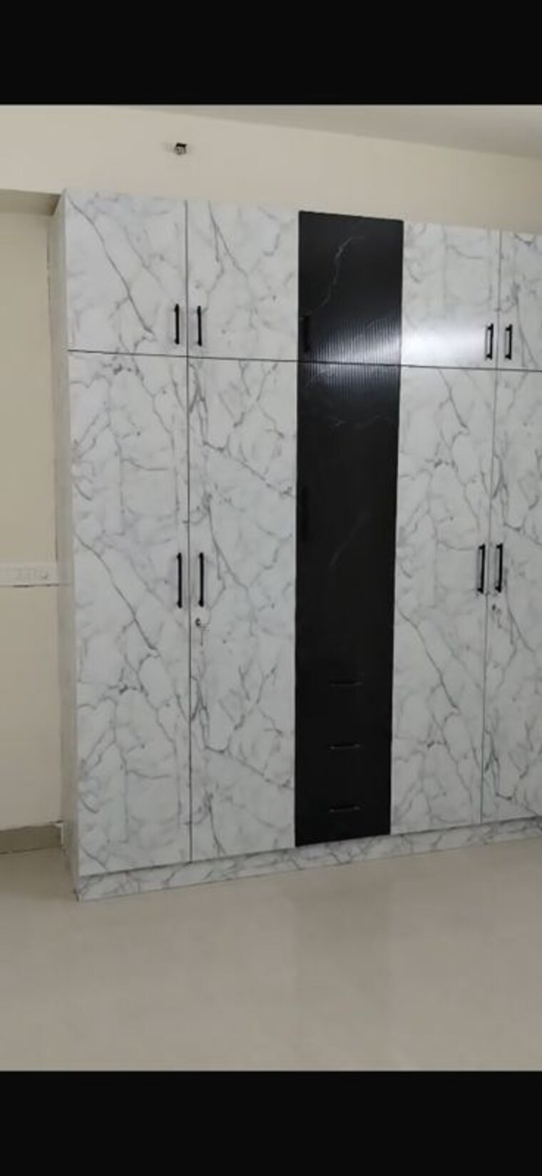 Bathroom, dlf-gardencity-enclave 3 Bedroom 1630 Sq.Ft. Builder Floor In Sector 93 Gurgaon 10558929