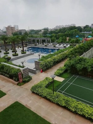 3 BHK Builder Floor – Garden View at DLF Gardencity Enclave, Sector 93 - for Rent