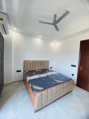 Bedroom in 3 BHK Builder Floor at Sector 57 – for Rent